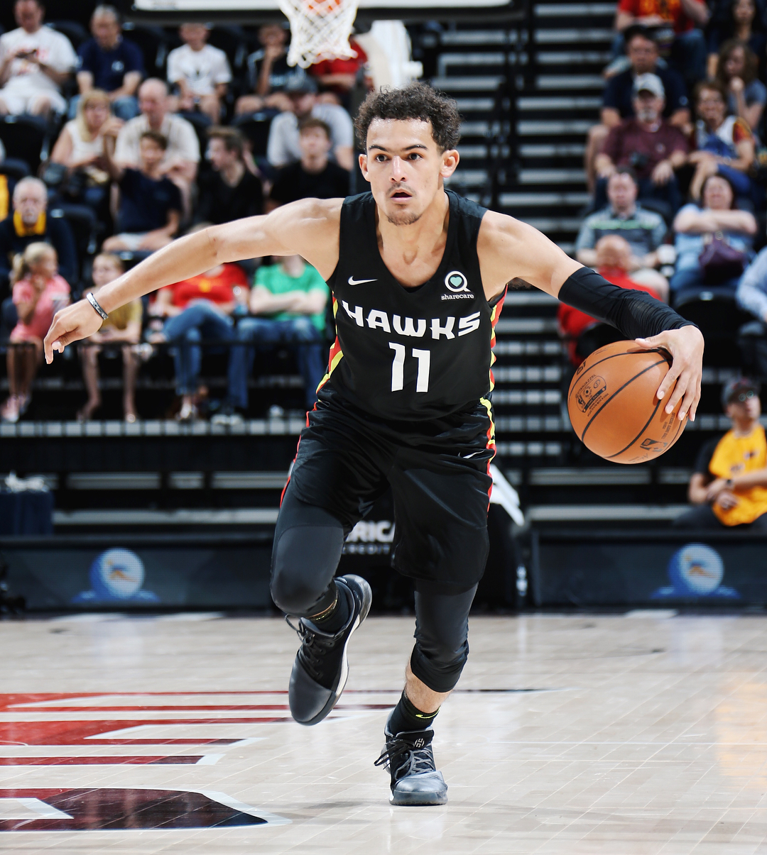 斯基拉：尤文将给伊尔迪兹500-550万年薪，加与欧冠挂钩奖金（斯基拉：尤文拟向伊尔迪兹提供500-550万年薪，另设与欧冠挂钩的奖金）