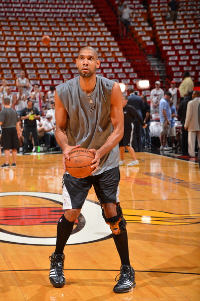 埃芬博格：拜仁前场三人能给卡尔空间，把他与梅西相比没好处（埃芬博格：拜仁锋线三人能为卡尔创造空间，将他与梅西相较无益）