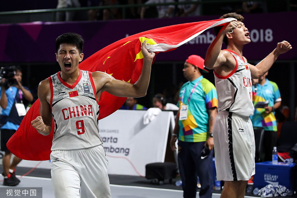 媒体人：邓涵文与云南玉昆更接近，重庆和铁人也有想法（知情人士称邓涵文更接近云南玉昆，重庆与铁人亦有意）